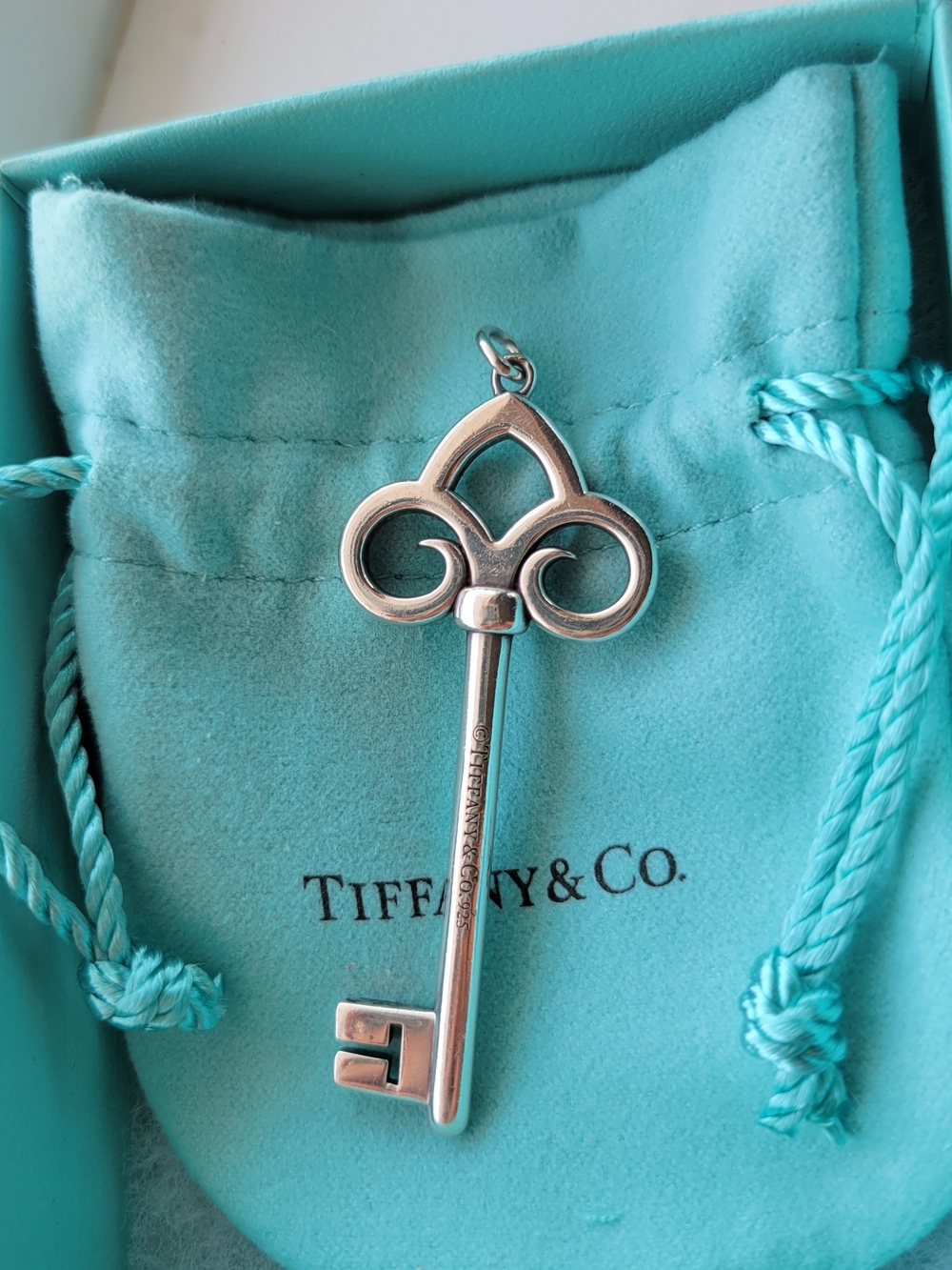 TIFFANY & CO Sterling Silver Fleur de Lis Large Key pendant